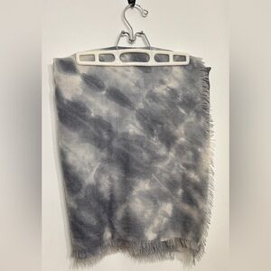 WILFRED FREE ARITZIA 100% WOOL SCARF/THROW